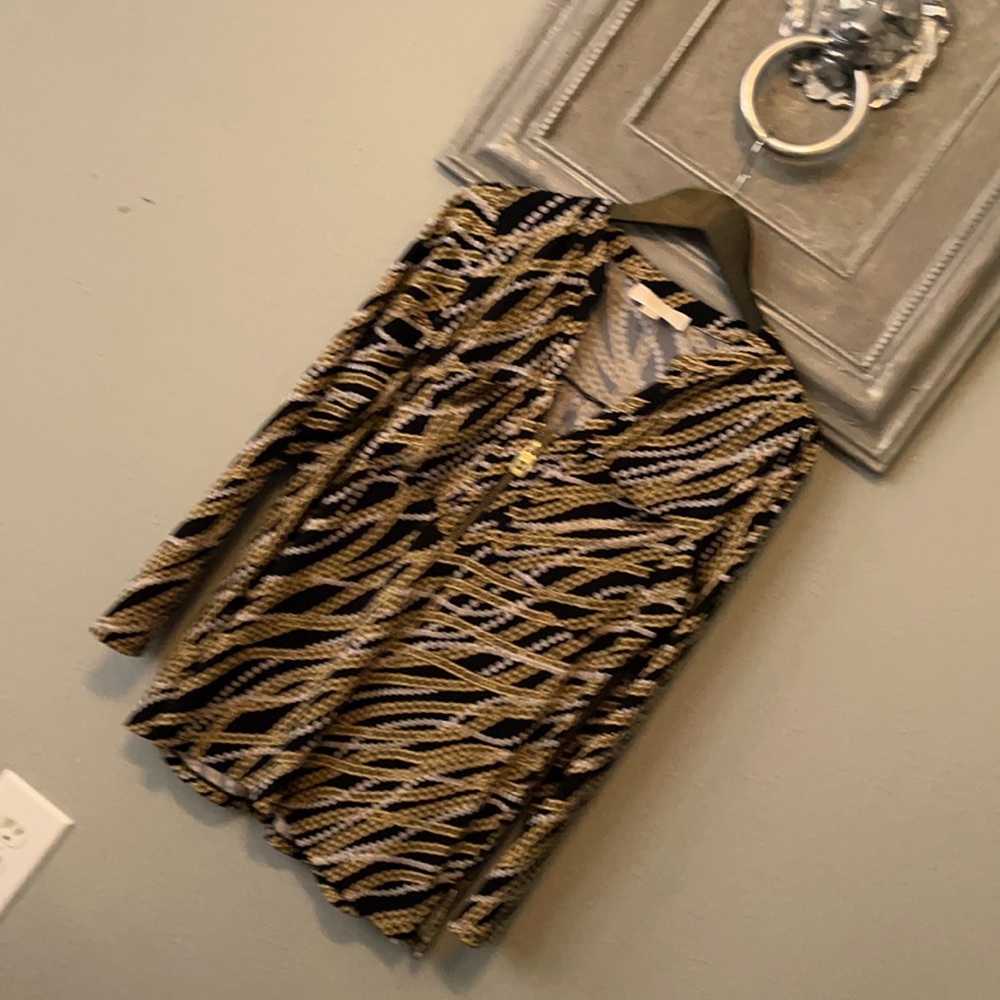 Michael Kors Mk gold chain shirt w zipper never used 
Michael Kors